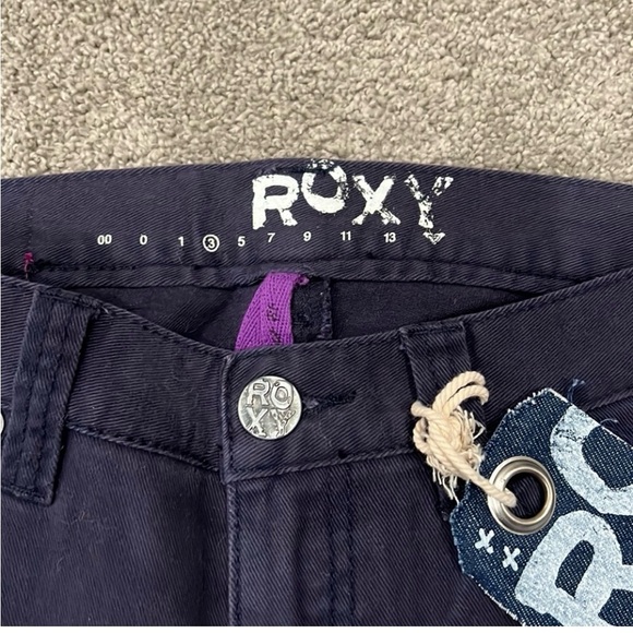 Roxy (junior)Jeans NWOT size 3 - Picture 2 of 2